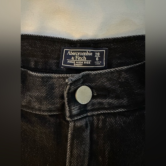 Abercrombie Shorts - Picture 3 of 3